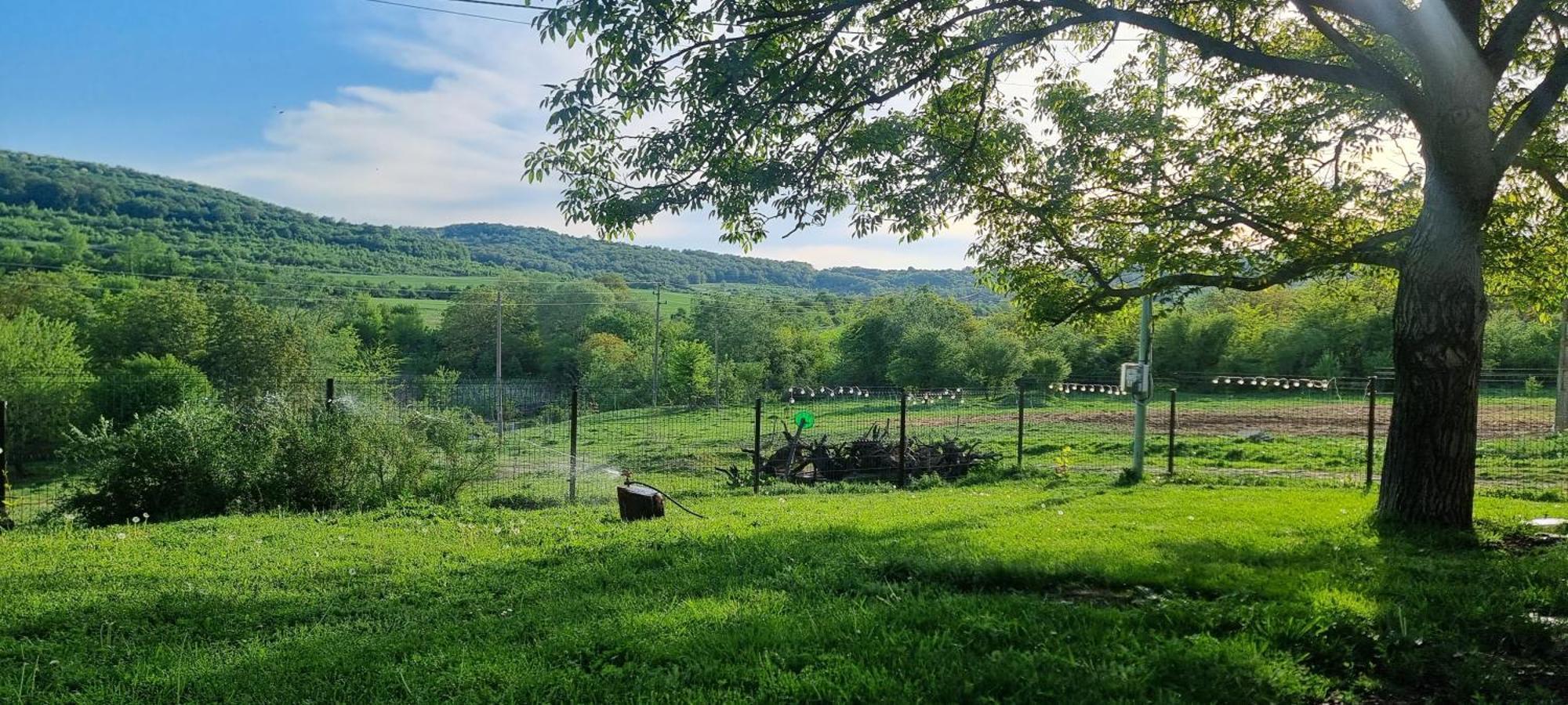 Вила "Намасте" С Панорамна Гледка И Камина На Дърва Ловеч Экстерьер фото